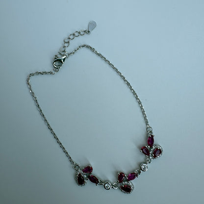 Pure Silver Chain Bracelet with Red Stone – Chic & Unique
