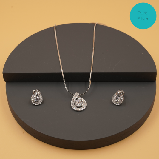 Silver Chain Pandant With Maching Earrings